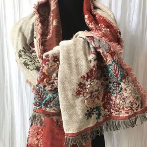 Elegant Embroidered Scarf in Cream and Red